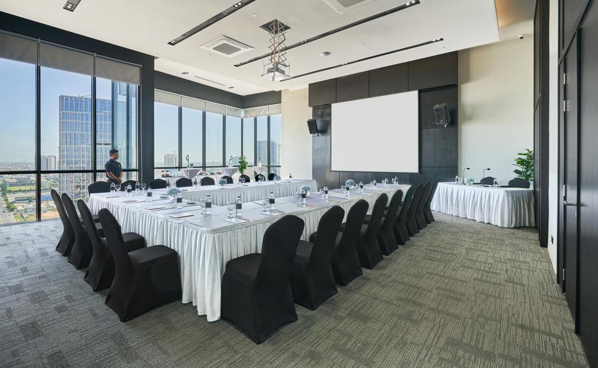 Luxcity Hotel & Apartment Phnompen Kültér fotó