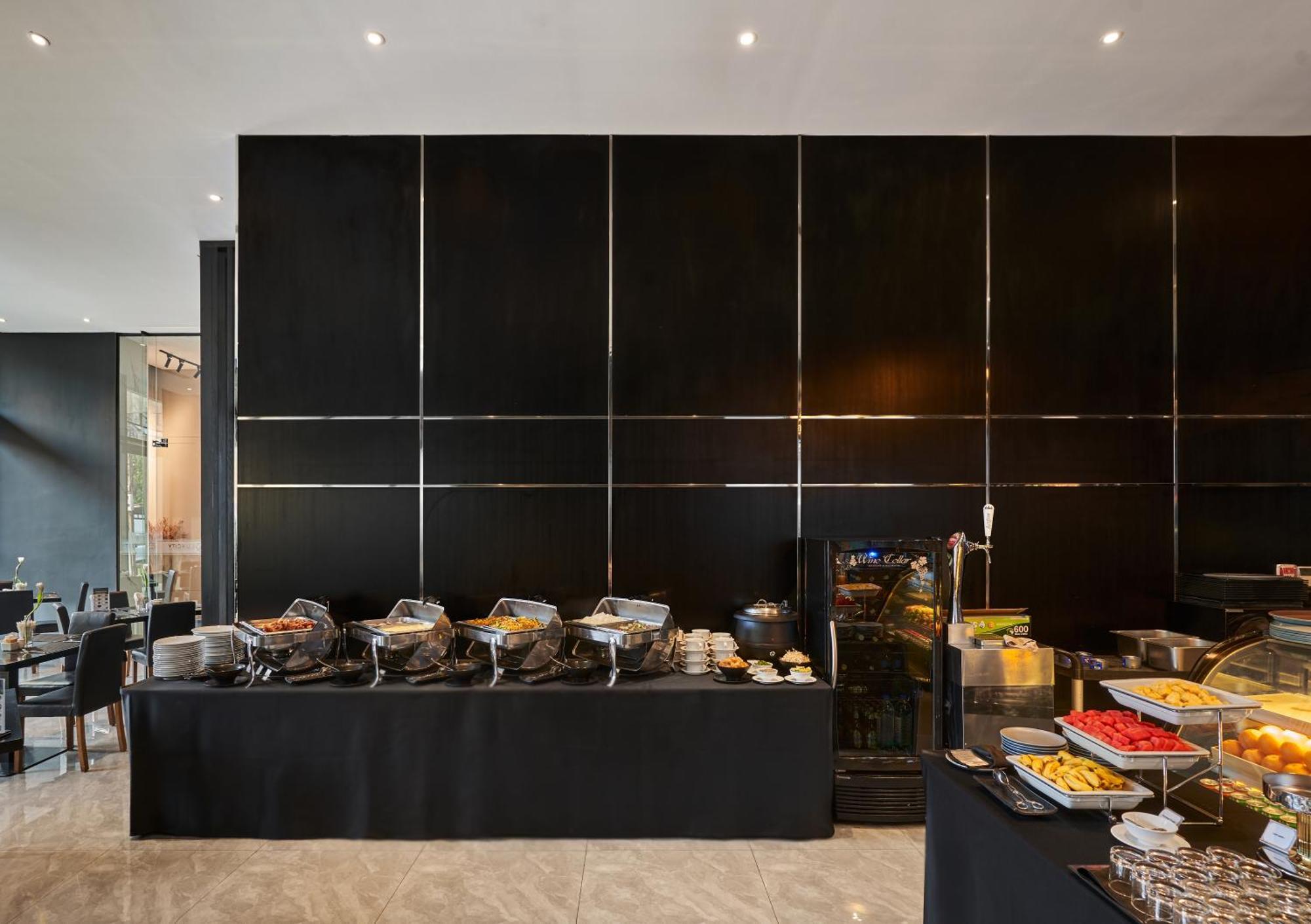 Luxcity Hotel & Apartment Phnompen Kültér fotó