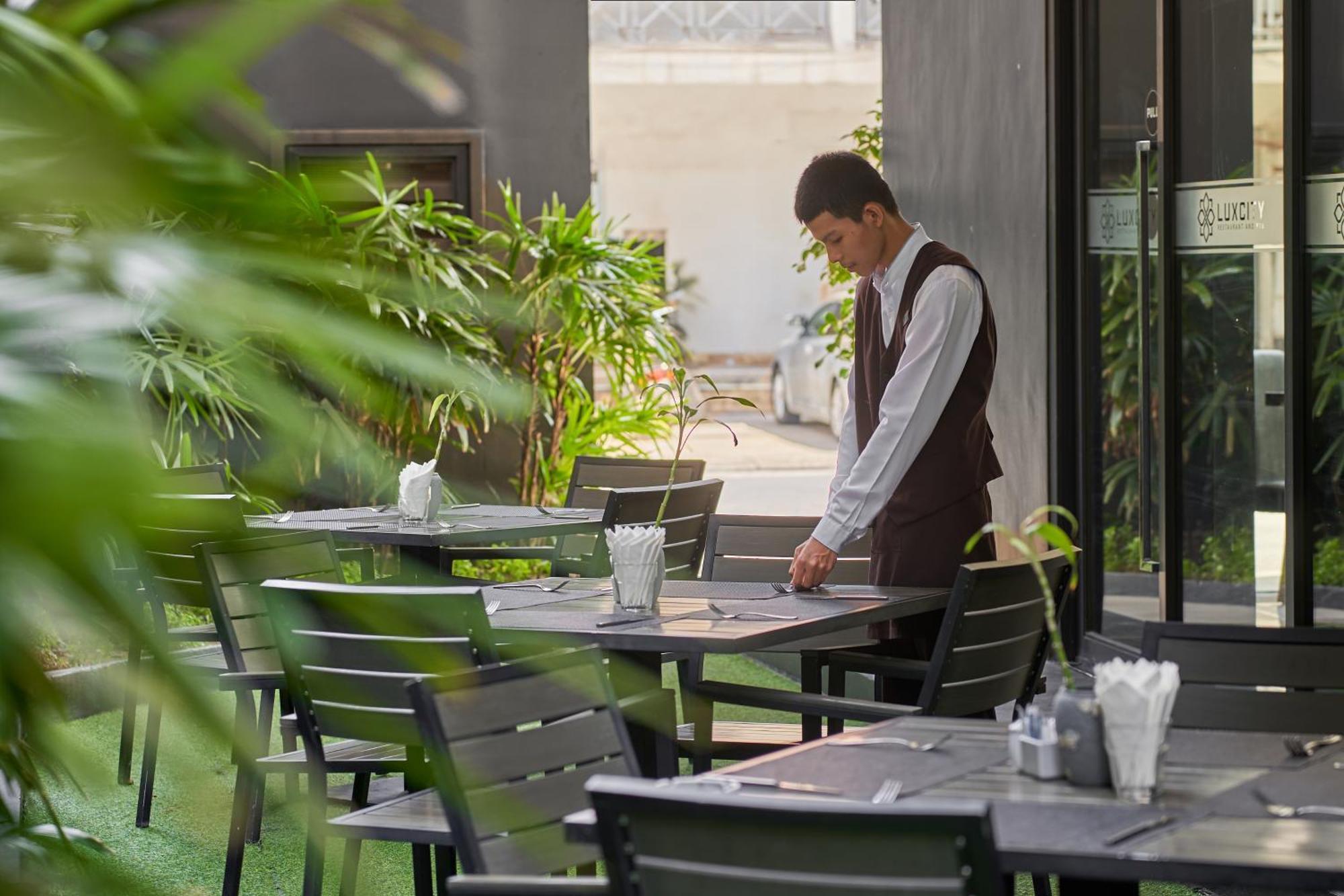 Luxcity Hotel & Apartment Phnompen Kültér fotó