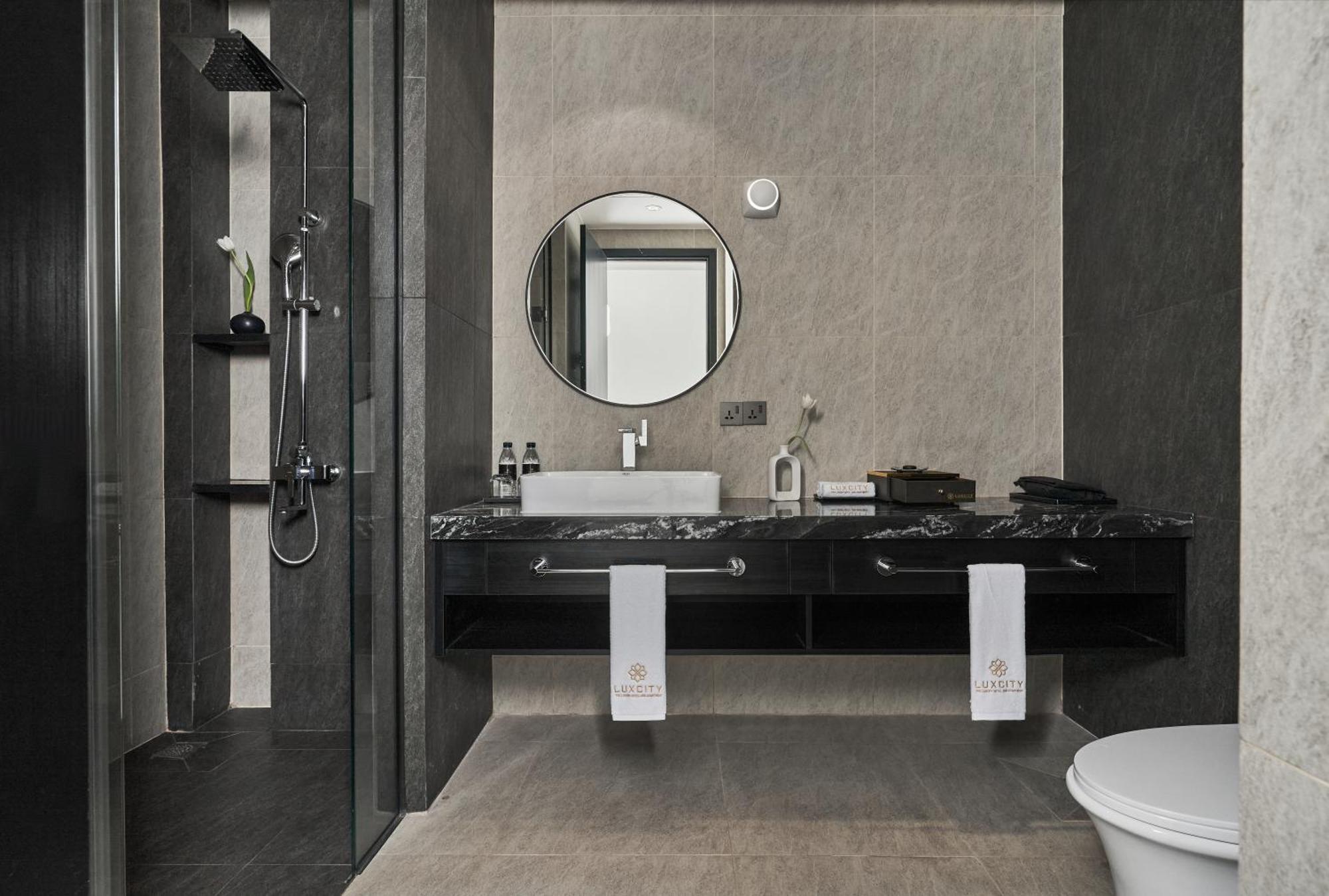 Luxcity Hotel & Apartment Phnompen Kültér fotó
