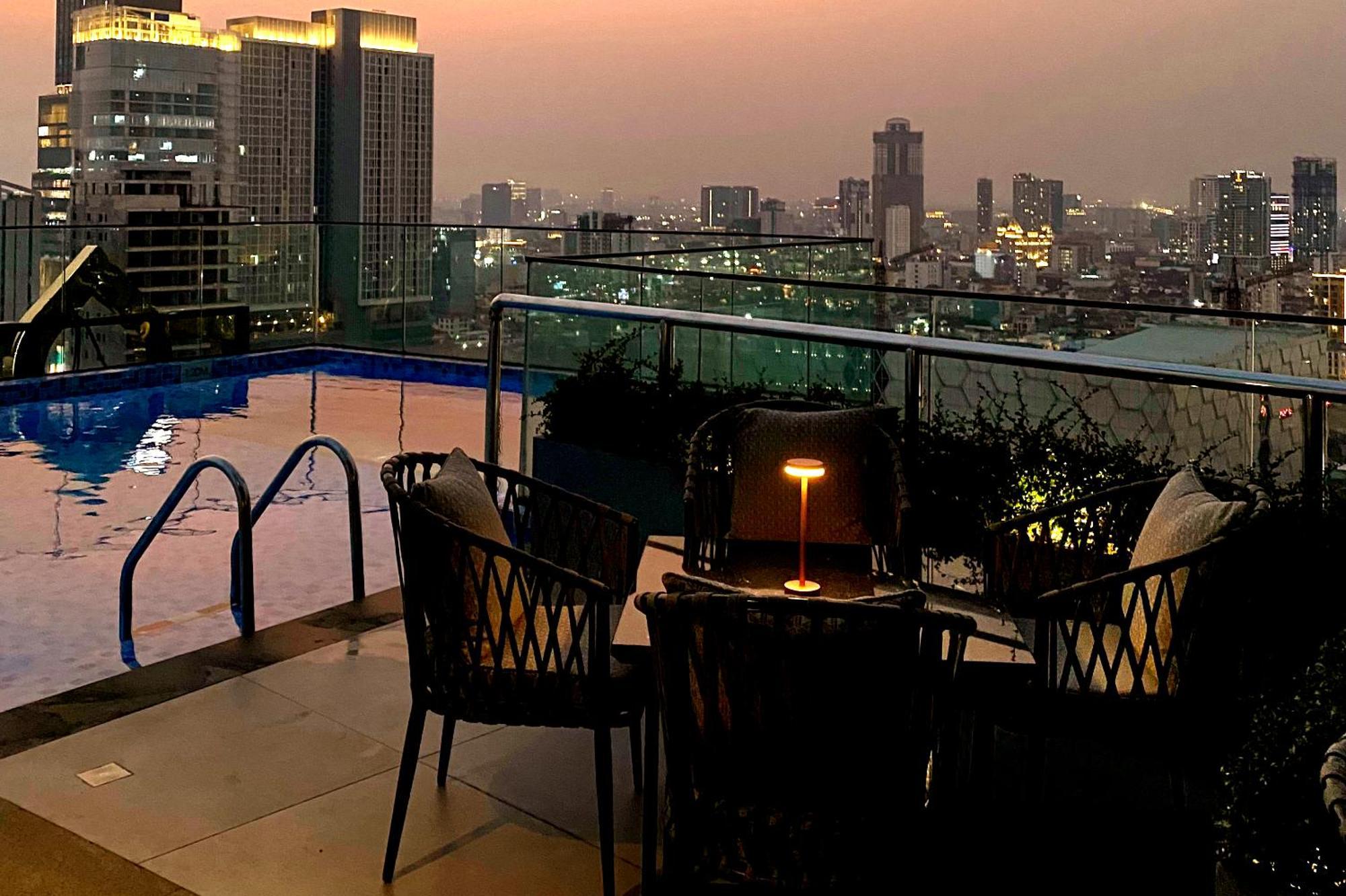 Luxcity Hotel & Apartment Phnompen Kültér fotó